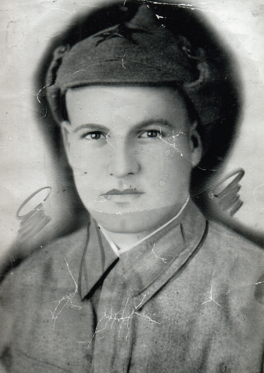 НВ271 Красноармеец Шереметов Р.М. 1943 г.